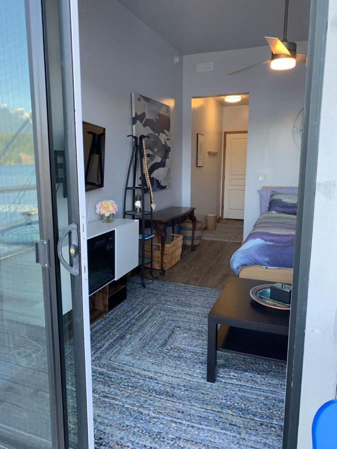 Earls Cove Orca View Bed & Breakfast Egmont Екстериор снимка